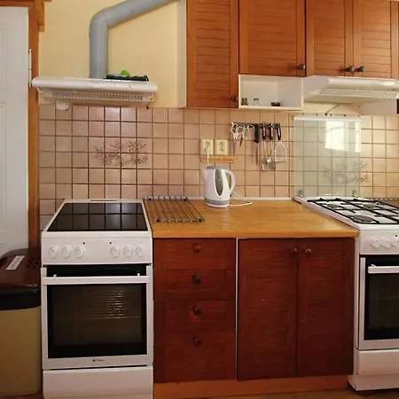 Πανσιόν Horske Stredisko Eljon *