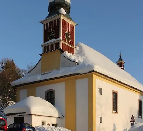 Horske Stredisko Eljon بيت ضيافة *