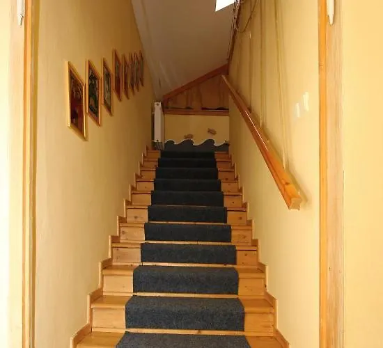 Гостьовий будинок Horske Stredisko Eljon