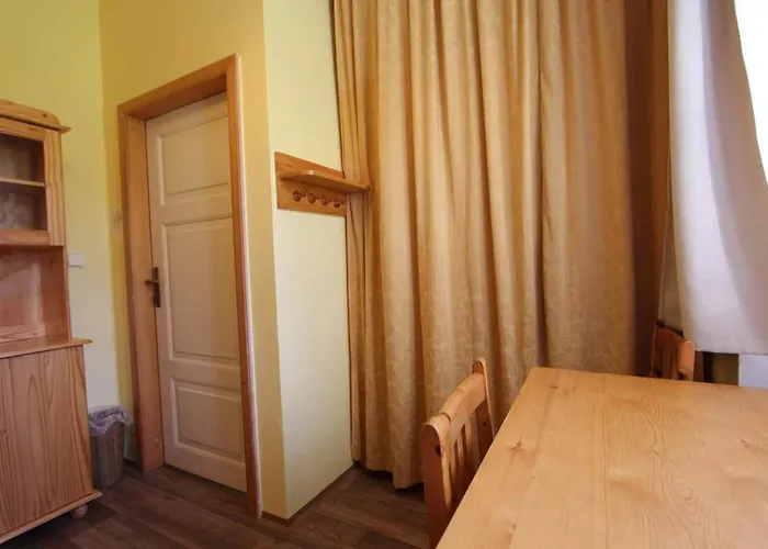 Horske Stredisko Eljon *