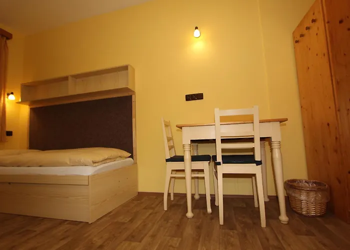 بيت ضيافة Horske Stredisko Eljon