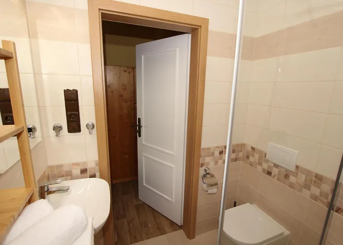 Horske Stredisko Eljon بيت ضيافة *