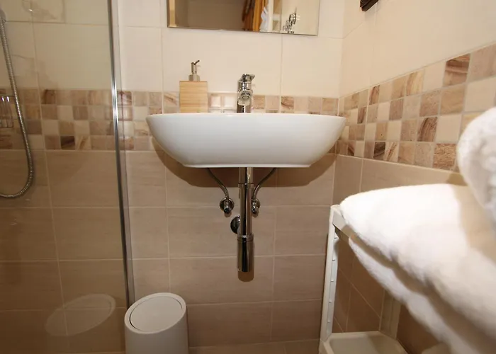 Гостьовий будинок Horske Stredisko Eljon *