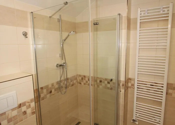 بيت ضيافة Horske Stredisko Eljon *