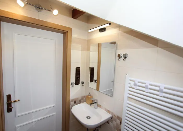 Гостьовий будинок Horske Stredisko Eljon