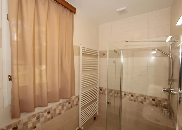 Horske Stredisko Eljon بيت ضيافة *